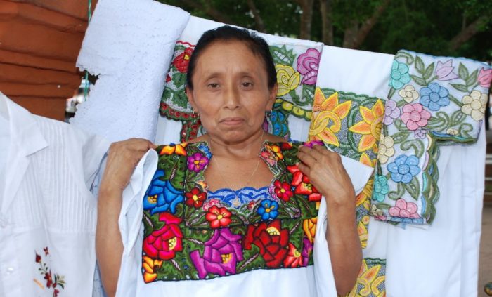 Huipil, traje tradicional de México