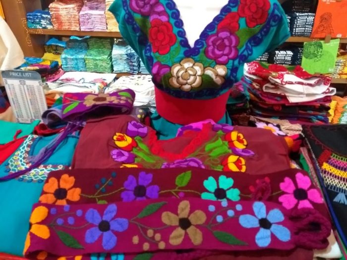 Huipil, traje tradicional de México