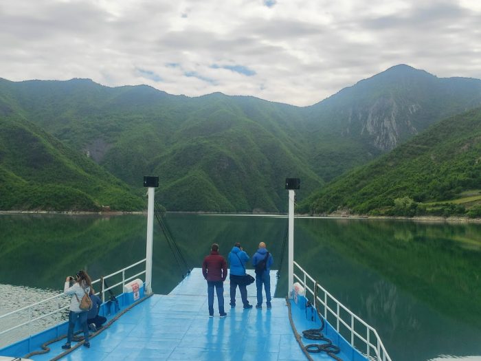 Los Alpes albaneses y el lago Koman