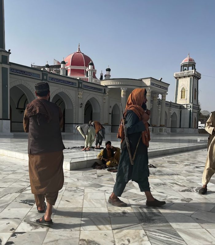 visita a Kandahar, bastión talibán