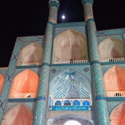 Yazd, ciudad de adobe, torres del viento y Zaratustra
