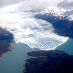 El Glaciar Perito Moreno, el lugar más asombroso del mundo